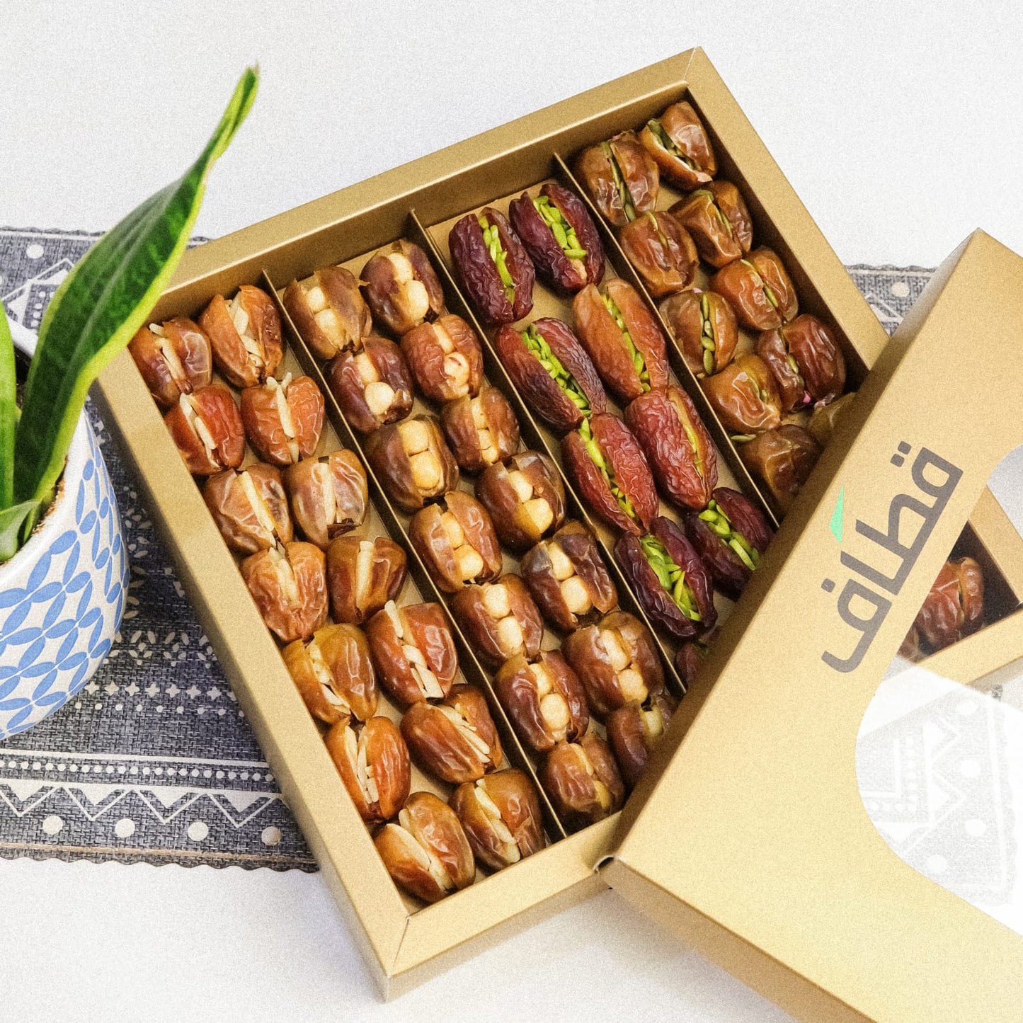 قطاف - تشكيلة التمور الفاخرة محشية بالمكسرات والزبدة | Qetaf - Selection of luxurious dates stuffed with nuts and butter